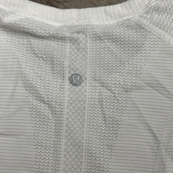 lululemon athletica Long Sleeve Seamless Top in White - Picture 6 of 9